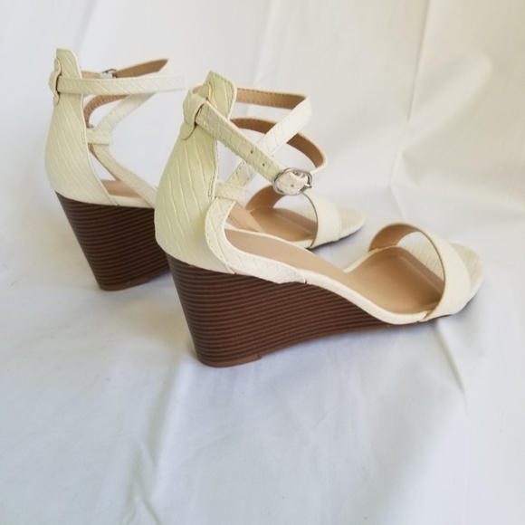 Size 10 Womens Wedge Open Toe Sandals - Picture 6 of 7